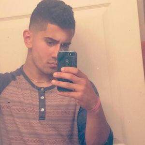 Meet your Posher, Diego